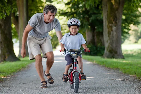 Xe đạp giúp hỗ trợ toàn diện cho sự phát triển của trẻ