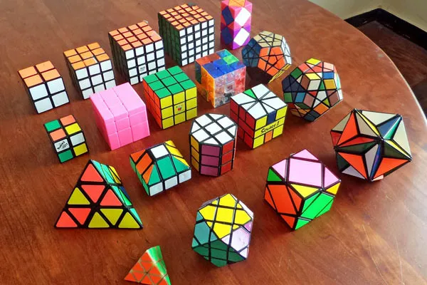 Rubik được phát triển với nhiều hình khối đa dạng