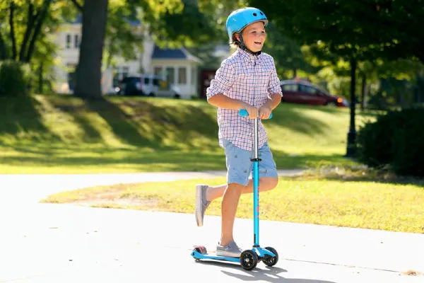 Lựa chọn xe scooter phù hợp với độ tuổi của trẻ